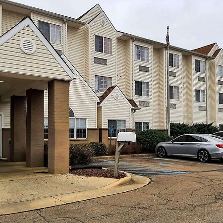 Starkville Inn & Suites エクステリア 写真